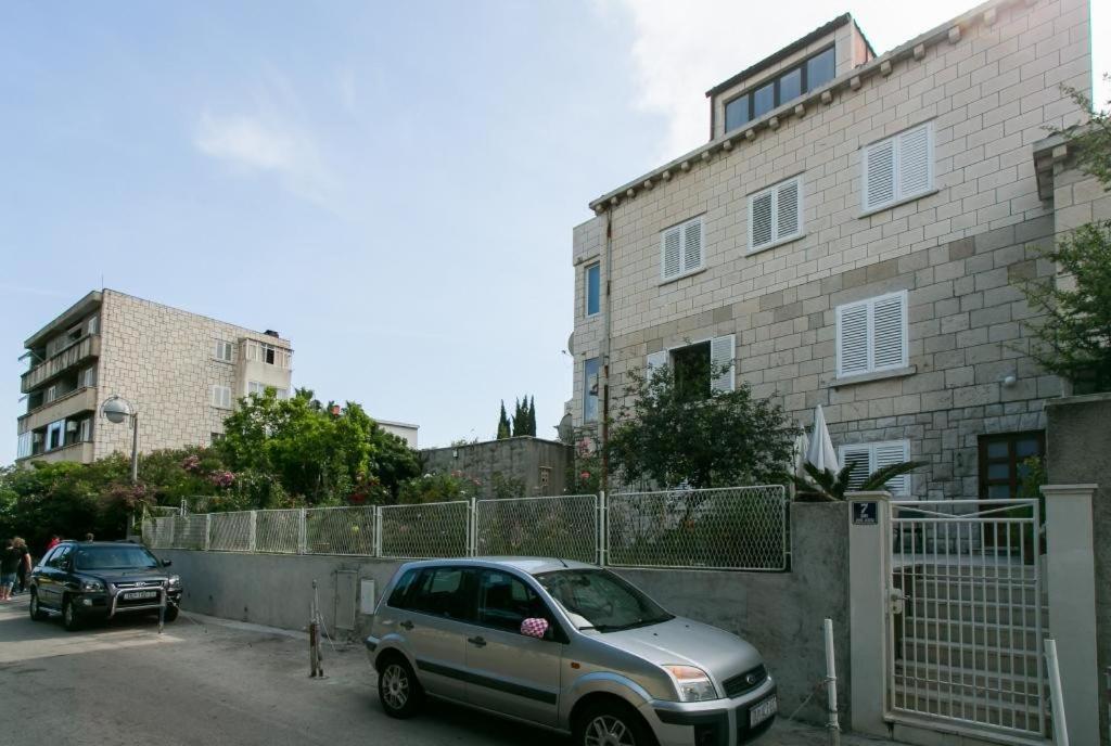 Yellow Room Guesthouse Dubrovnik Bagian luar foto