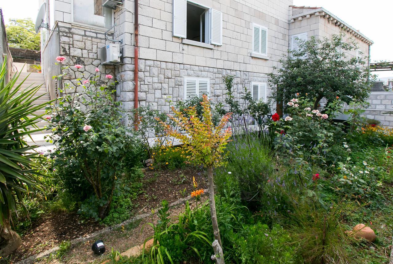 Yellow Room Guesthouse Dubrovnik Bagian luar foto